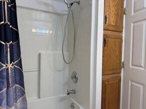 1125 29th Ave S-Unit -1154 Bradner Place S (Lower) in Seattle, WA - Foto de edificio - Building Photo