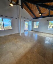 80 Haniu St in Lahaina, HI - Foto de edificio - Building Photo