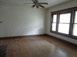145 16th St-Unit -Unit 1 (Lower) in Buffalo, NY - Building Photo - Building Photo