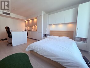 6537-6537 Telford Ave in Burnaby, BC - Building Photo - Building Photo