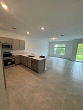 4352 Hammock Grove Dr in Lake Worth, FL - Building Photo - Building Photo