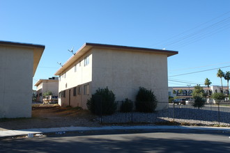 Mount Vernon Estates in Las Vegas, NV - Building Photo - Building Photo