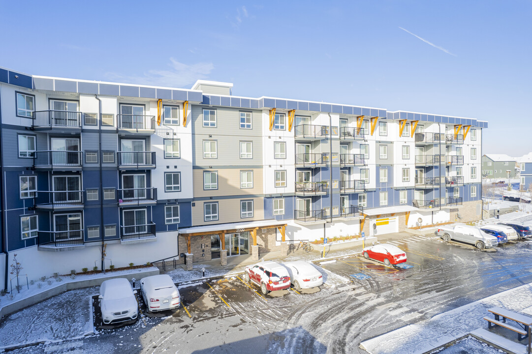 Sage Hills Apartments in Calgary, AB - Building Photo