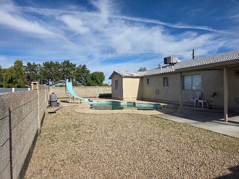 4852 N 81st Dr in Phoenix, AZ - Building Photo