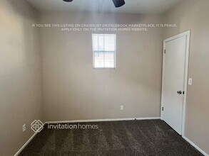 903 Clear Diamond Ave in Las Vegas, NV - Building Photo - Building Photo