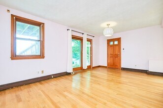 27 Beachview Rd in Boston, MA - Building Photo - Building Photo