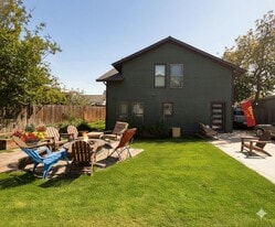 1462 W 28th St in Los Angeles, CA - Building Photo