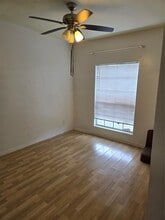 6500 Harbor Town Dr in Houston, TX - Foto de edificio - Building Photo