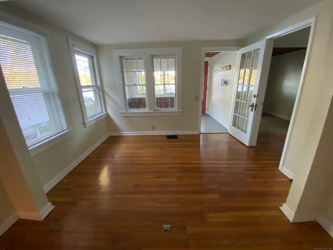 110 Great Hill Pond Rd in Portland, CT - Building Photo - Building Photo