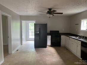 234 Dawson St in Cramerton, NC - Building Photo - Building Photo