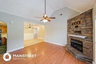 124 Rossburg Dr in Calera, AL - Building Photo - Building Photo