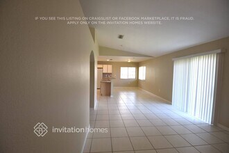 16887 Crestview Ln in Weston, FL - Building Photo - Building Photo