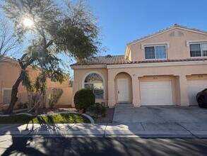 8425 Blazing Sun Ave in Las Vegas, NV - Building Photo - Building Photo