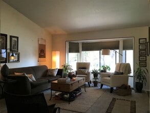 1614 NE Cackler Ln in Bend, OR - Building Photo - Building Photo