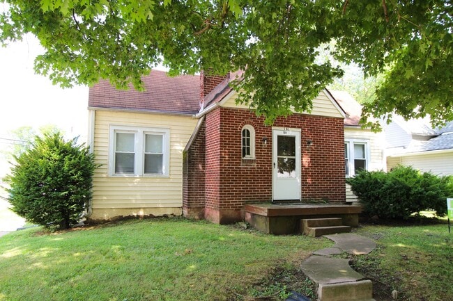101 N Dill St