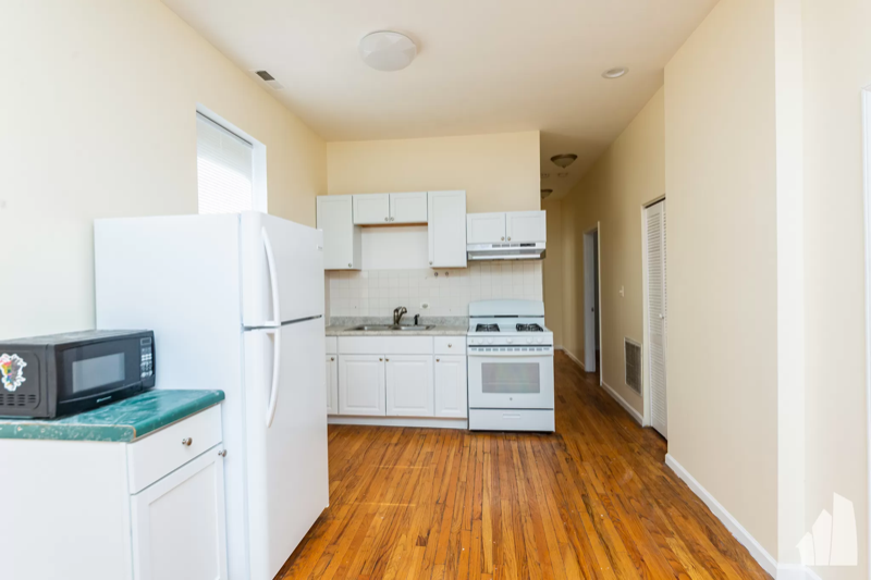 2910 S Wentworth Ave-Unit -3 in Chicago, IL - Building Photo