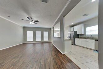 8523 Discus Dr in Humble, TX - Building Photo - Building Photo