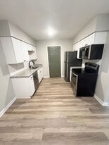 3571 Midland Ave in Memphis, TN - Building Photo
