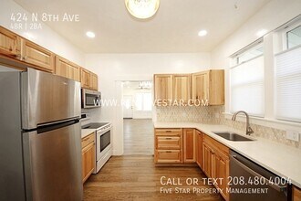 424 N 8th Ave in Pocatello, ID - Building Photo - Building Photo