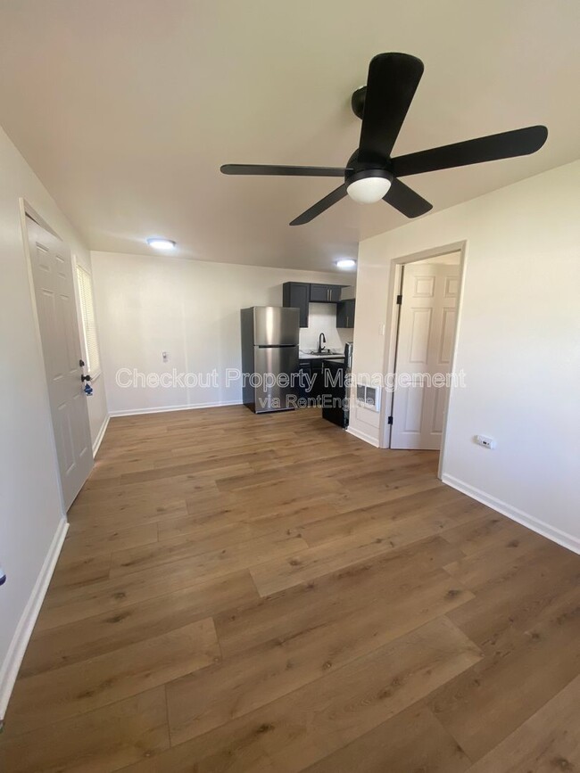 property at 112 Bellerive Blvd