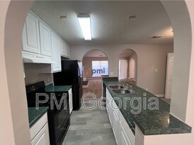 6256 Serena Cv in Stonecrest, GA - Building Photo