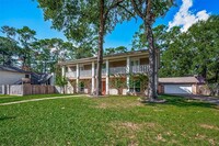 8110 Bent Oak Ln in Spring, TX - Foto de edificio - Building Photo