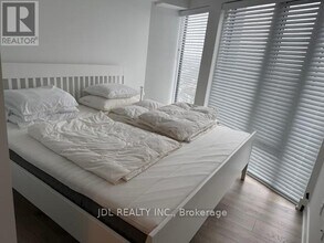 575 Bloor St E in Toronto, ON - Building Photo - Building Photo