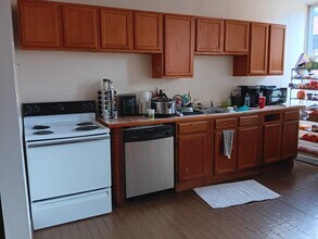 2148 Auburn Ave in Cincinnati, OH - Building Photo - Building Photo