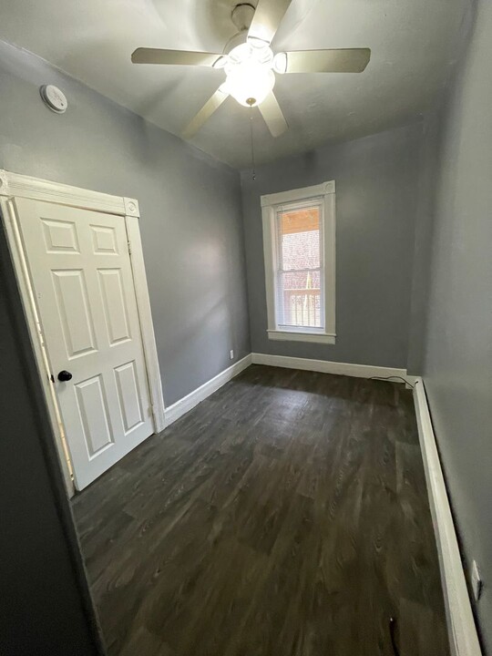 10 Elizabeth St in Amsterdam, NY - Building Photo