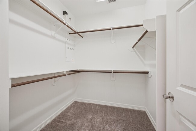 3313 New Garden View Ln