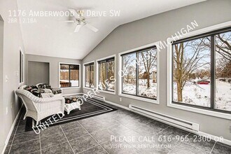 1176 Amberwood W Dr SW in Byron Center, MI - Building Photo - Building Photo