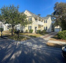 1884 Hubbell Dr in Mount Pleasant, SC - Building Photo