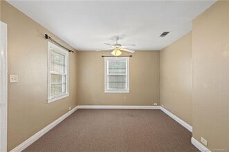 707 Division St in Lake Charles, LA - Building Photo - Building Photo