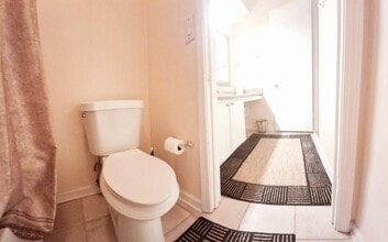 1208 Wingate Way in Atlanta, GA - Building Photo - Building Photo