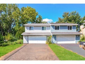 4507 Scott Trail in Eagan, MN - Building Photo