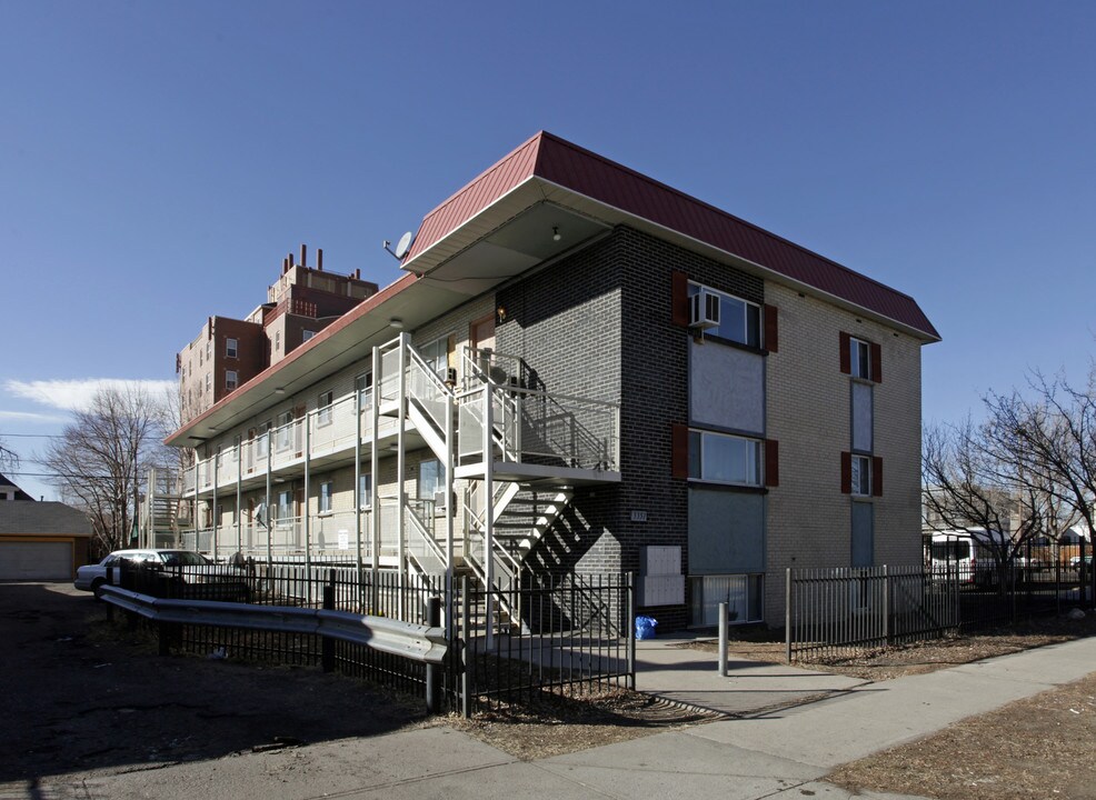 New Lafayette Apartments in Denver, CO - Foto de edificio