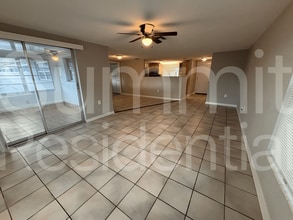 10039 Salix Ln, Unit 18L in Port Richey, FL - Building Photo - Building Photo