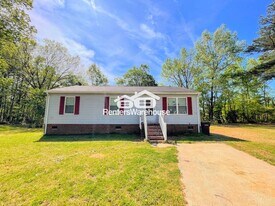 1103 Saul Ct, Unit 207 in Chesapeake, VA - Building Photo