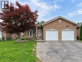 7 Briarfield St in Kitchener, ON - Building Photo