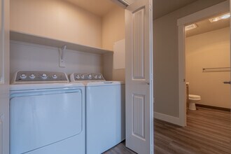 Wyndhaven Ridge in Newport, OR - Building Photo - Building Photo