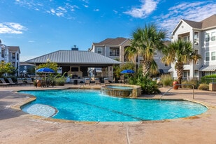 Residence at Midland in Midland, TX - Building Photo