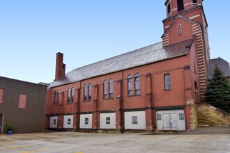 2301 Mission St, Unit 202 in Pittsburgh, PA - Building Photo - Building Photo