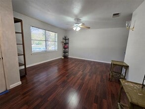 1609 Arlington Dr in Corsicana, TX - Building Photo - Building Photo