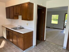 4163 W Ridge Rd in Erie, PA - Building Photo - Building Photo