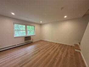 15 The Blvd in Cold Spring, NY - Building Photo - Building Photo