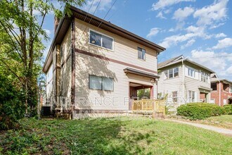 2128 Crane Ave in Cincinnati, OH - Building Photo - Building Photo
