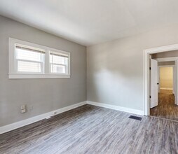 323 S 41st St in Louisville, KY - Building Photo - Building Photo