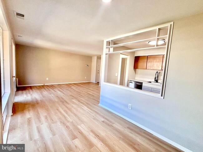 property at 546 Wilson Bridge Dr