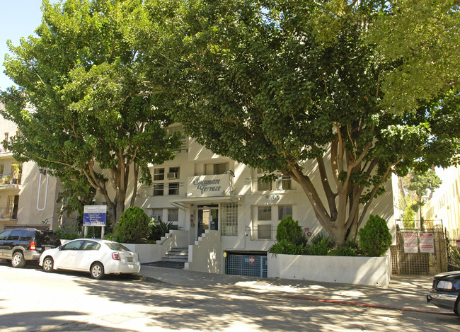 Sycamore Terrace in Los Angeles, CA - Building Photo - Building Photo