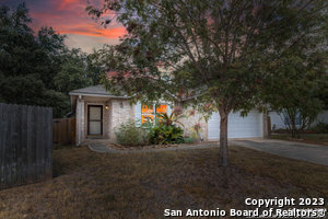 8215 Maverick Ridge Dr in San Antonio, TX - Building Photo - Building Photo